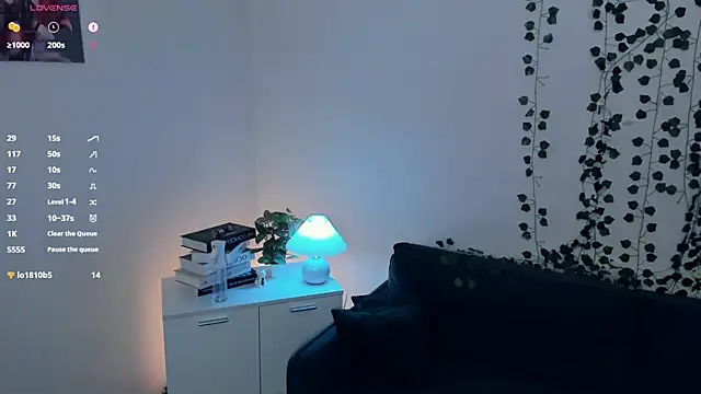 Snapshot of Foxy_blush chatting on 11/28/25, 08:22 Foxy blush online show from 11/28/25, 08:22