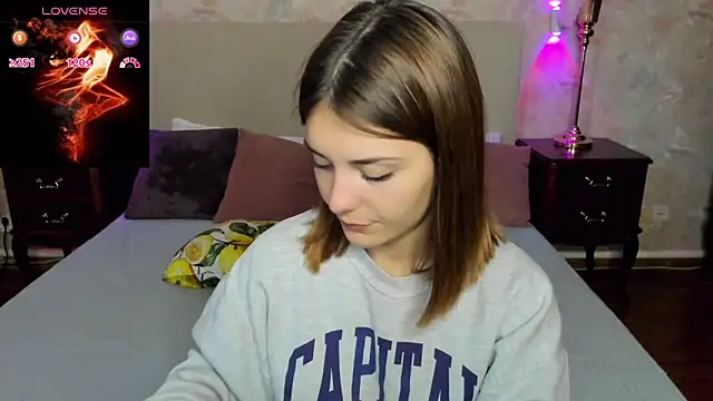 MargoChill online show from 10/31/25, 02:07