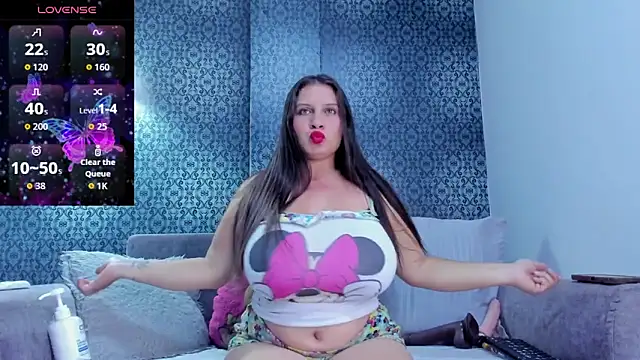 Snapshot of scarleth_blonde69 chatting on 11/20/25, 12:27 scarleth blonde69 online show from 11/20/25, 12:27