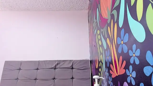 Snapshot of scarleth_blonde69 chatting on 01/31/26, 07:11 scarleth blonde69 online show from 01/31/26, 07:11