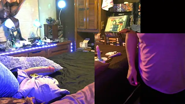 JasmineAurora online show from 10/19/25, 12:55