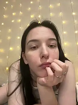  LovelyDana  online show from 10/13/25, 04:29