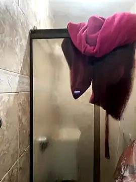 Snapshot of choconeg chatting on 10/22/25, 09:03 choconeg online show from 10/22/25, 09:03