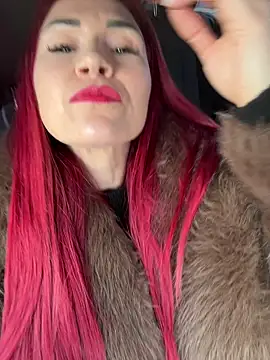 Snapshot of Miss-85 chatting on 01/11/26, 11:26 Miss-85 online show from 01/11/26, 11:26