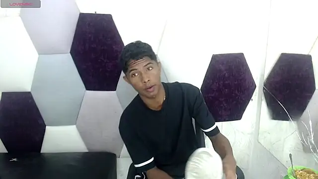 Mick storm online show from 02/07/26, 01:04