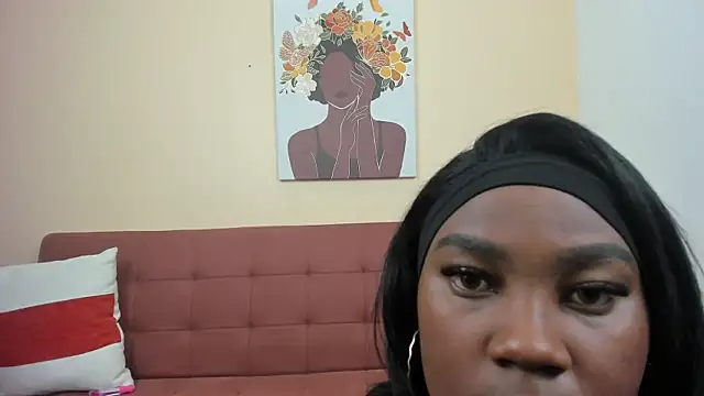 Snapshot of SiaFox_ chatting on 10/13/25, 12:16 SiaFox online show from 10/13/25, 12:16