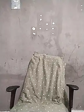 RuivoDotado24cm online show from 02/23/26, 03:09