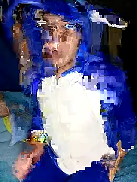 Snapshot of karola_horny chatting on 11/14/25, 02:32 karola horny online show from 11/14/25, 02:32