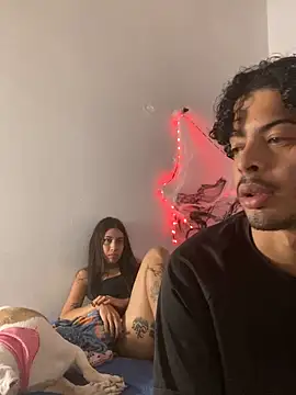 Snapshot of Sweett_pain chatting on 10/30/25, 03:30 Sweett pain online show from 10/30/25, 03:30