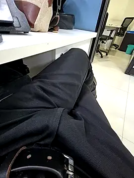 crawlerdrill online show from 11/03/25, 12:39