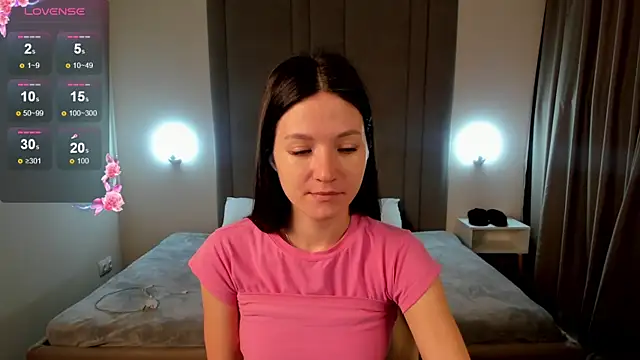 Snapshot of ChillGato chatting on 11/16/25, 01:33 ChillGato online show from 11/16/25, 01:33