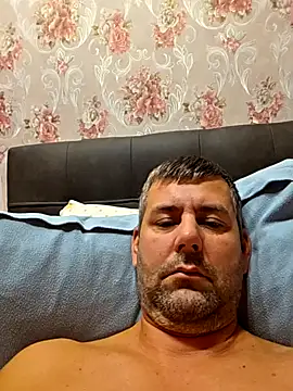 Snapshot of tibci12789 chatting on 12/15/25, 07:12 tibci12789 online show from 12/15/25, 07:12