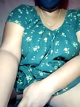 ITZ YUVIKA online show from 11/01/25, 05:15