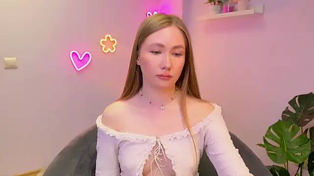 EllyColins online show from 05/24/26, 03:11