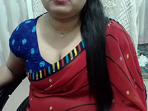 Snapshot of SexyRani2000 chatting on 03/15/26, 05:08 SexyRani2000 online show from 03/15/26, 05:08