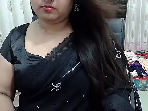 Snapshot of SexyRani2000 chatting on 04/19/26, 04:28 SexyRani2000 online show from 04/19/26, 04:28