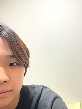 Snapshot of nagi_112 chatting on 11/22/25, 05:12 nagi 112 online show from 11/22/25, 05:12