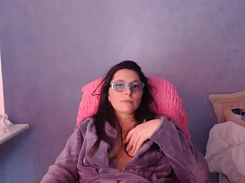 LuckyLisa23 online show from 02/21/26, 10:22