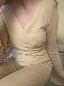 KittieCreme online show from 02/05/26, 11:04