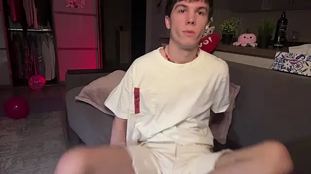 Snapshot of Jeremy1Scott chatting on 12/02/25, 09:43 Jeremy1Scott online show from 12/02/25, 09:43