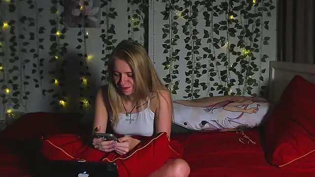 Sweet Student online show from 10/20/25, 09:59
