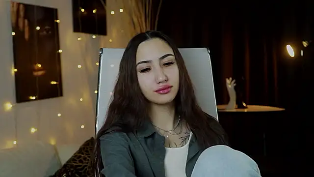 Snapshot of RebeckaThornton chatting on 01/19/26, 03:27 RebeckaThornton online show from 01/19/26, 03:27