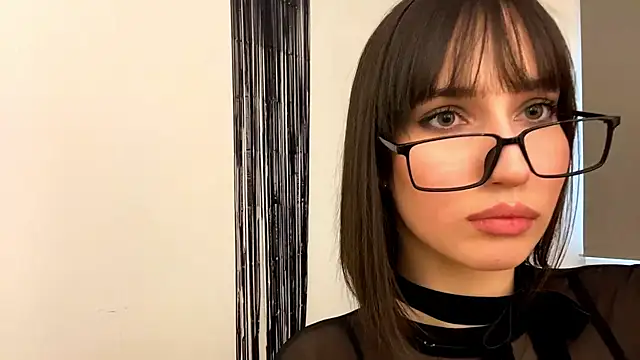 nikabloom online show from 11/22/25, 11:20