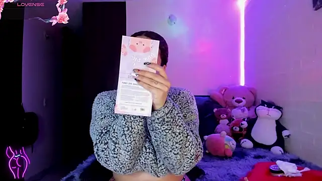 Snapshot of Lizz_martins chatting on 10/27/25, 01:53 Lizz martins online show from 10/27/25, 01:53