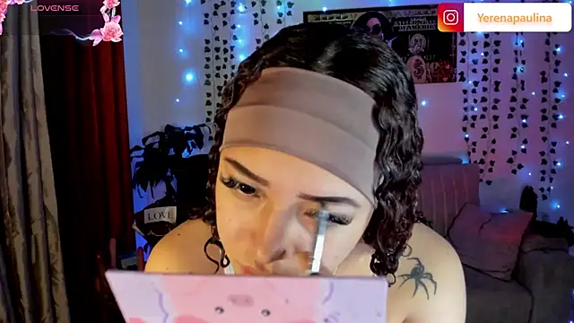 Snapshot of Lizz_martins chatting on 11/07/25, 02:00 Lizz martins online show from 11/07/25, 02:00