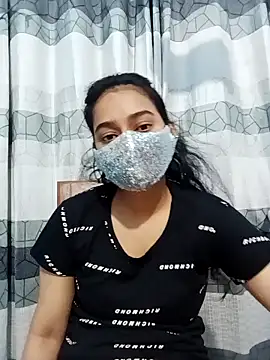 Snapshot of Hot_Baby250 chatting on 10/19/25, 12:17 Hot Baby250 online show from 10/19/25, 12:17