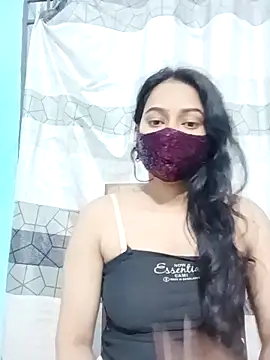 Snapshot of Hot_Baby250 chatting on 11/19/25, 10:04 Hot Baby250 online show from 11/19/25, 10:04