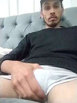 lucho228 online show from 10/30/25, 04:25