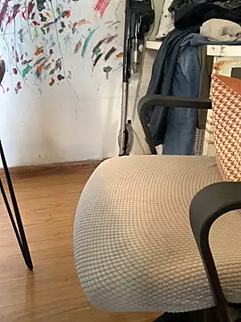 Snapshot of buckgaroooo chatting on 11/24/25, 03:06 buckgaroooo online show from 11/24/25, 03:06