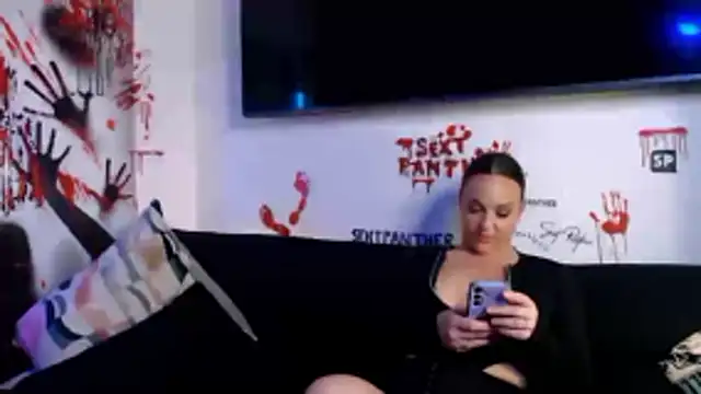 Snapshot of sofiahothead chatting on 10/15/25, 02:44 sofiahothead online show from 10/15/25, 02:44