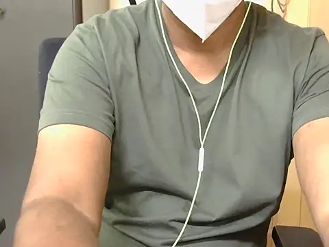 Snapshot of mpl_sub4 chatting on 12/05/25, 04:03 mpl sub4 online show from 12/05/25, 04:03