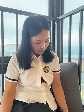 xiaoyue-cc online show from 10/21/25, 08:04