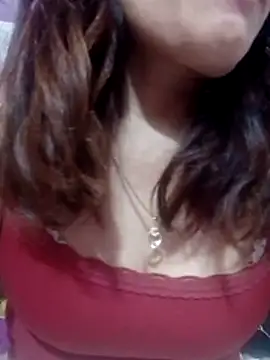 YiyinLy online show from 03/02/26, 02:36