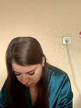 MiraCastellon online show from 11/10/25, 11:20