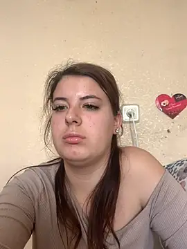 MiraCastellon online show from 11/15/25, 11:29