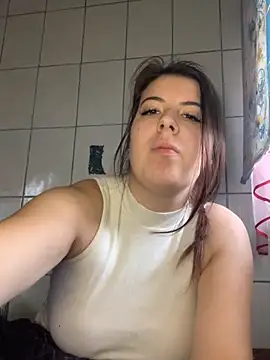 MiraCastellon online show from 11/24/25, 12:05