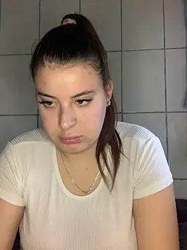 MiraCastellon online show from 11/27/25, 11:56