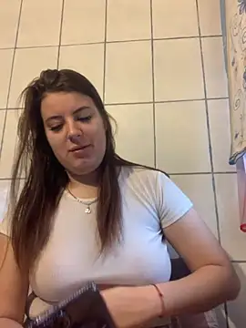 MiraCastellon online show from 11/28/25, 08:50