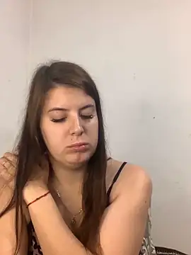 MiraCastellon online show from 12/01/25, 11:37