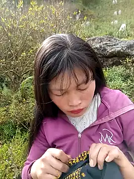 siusiu-00 online show from 12/21/25, 04:52