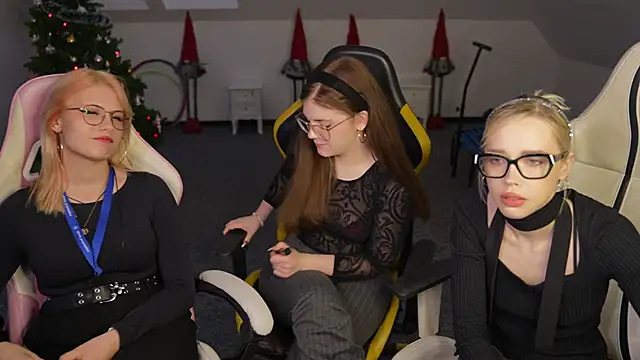 Jessica start online show from 12/22/25, 11:29