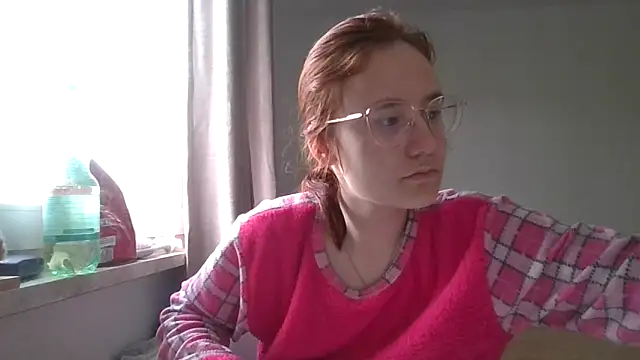 LuckySLove online show from 04/05/26, 02:36