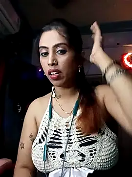 Darling Annie online show from 12/03/25, 06:39