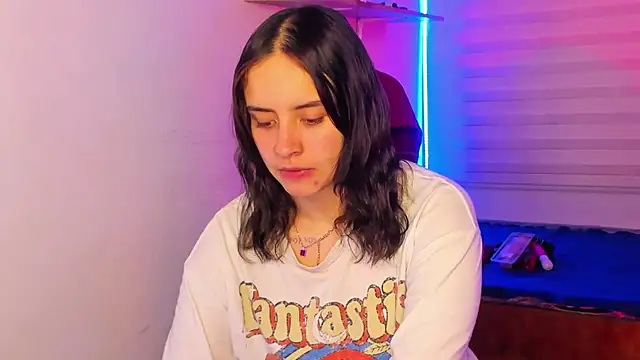 Emily Lindey online show from 10/30/25, 03:19