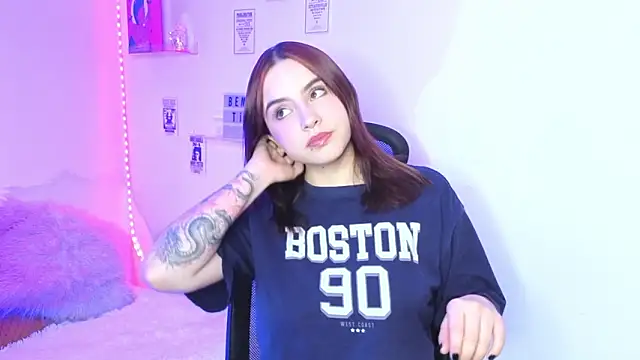 Emily Lindey online show from 03/04/26, 02:17