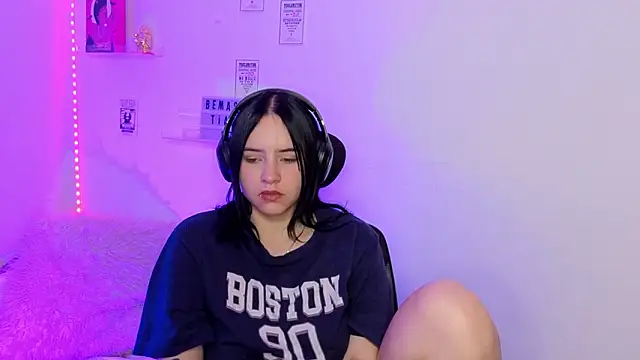 Emily Lindey online show from 03/21/26, 08:19